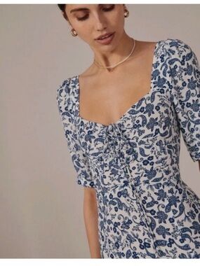 Favorite Daughter Vineyard Midi Dress - blue and white floral size XS